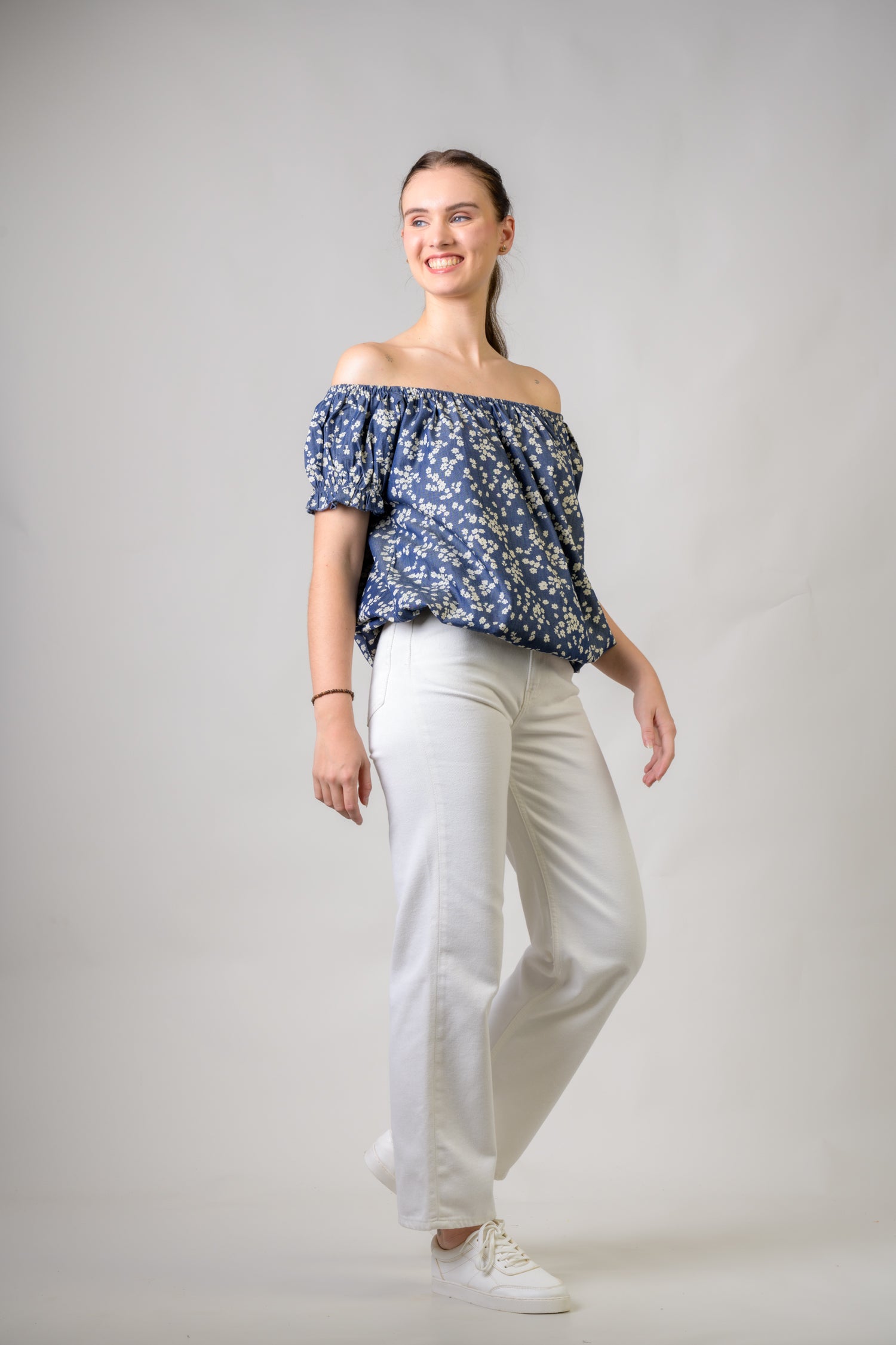 Rhea Rosey Top Blue / Large/Xlarge