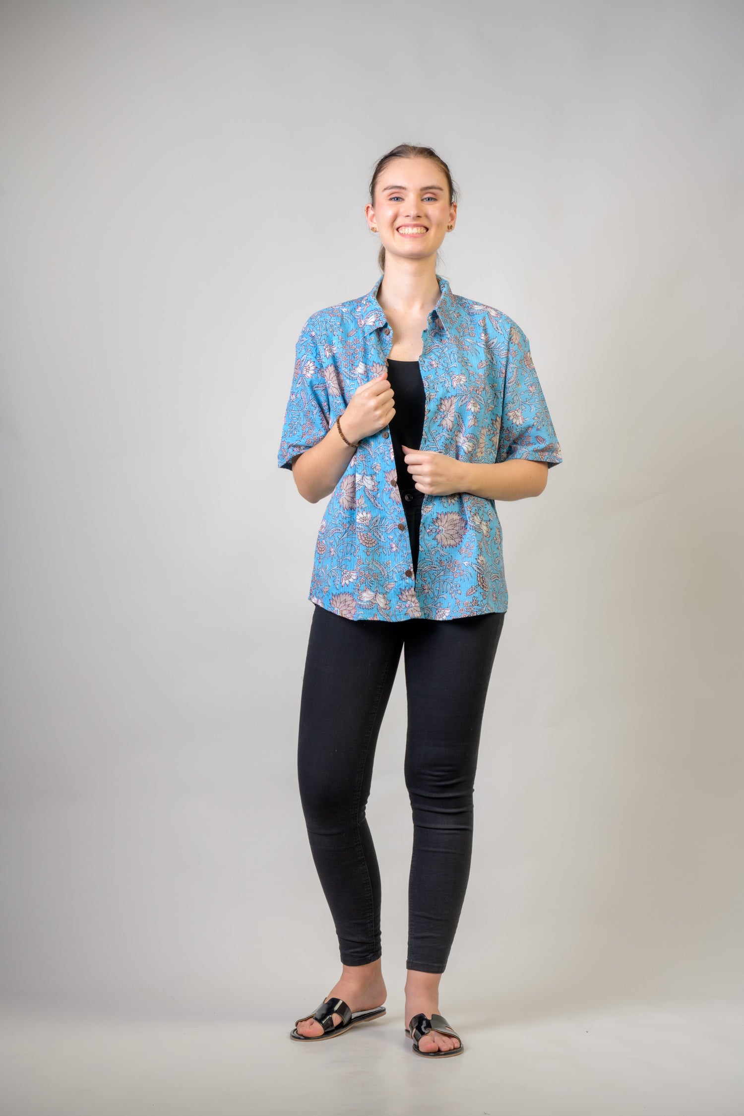 Rhea Short Sleeve Collar Print Top Blue / Small