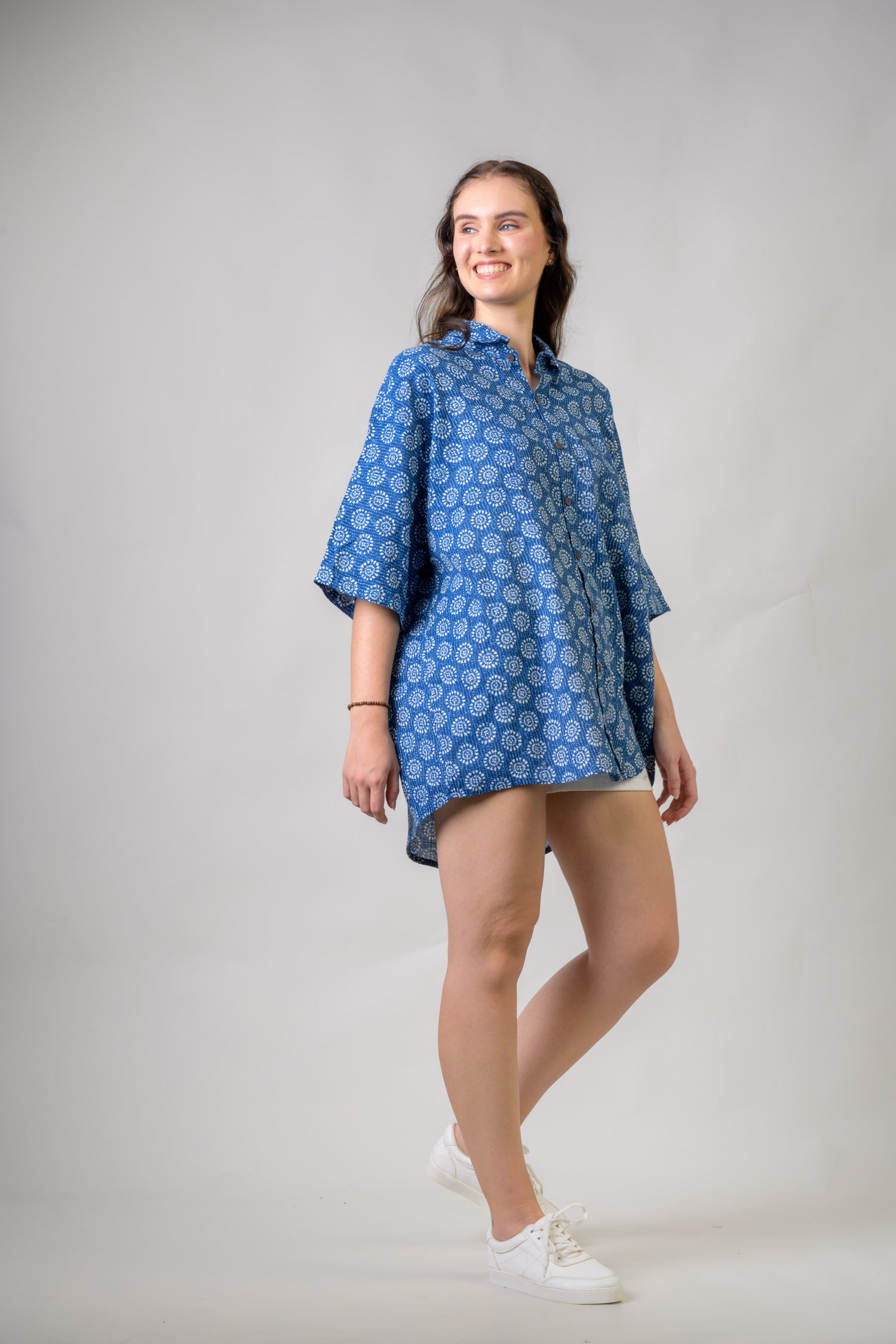 Rhea Short Sleeve Collar Print Top Blue / Large