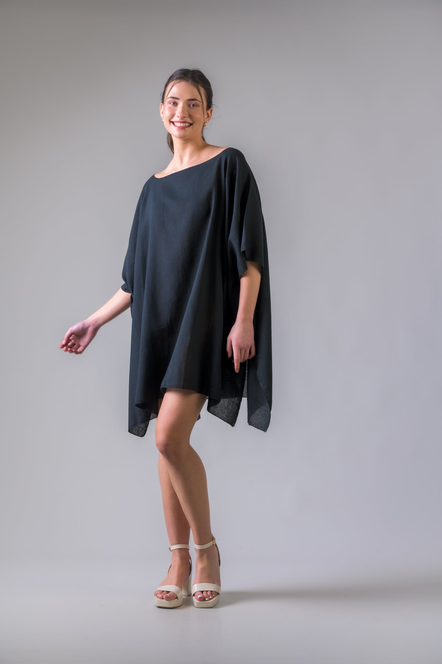 Rhea Solid Color Kaftan