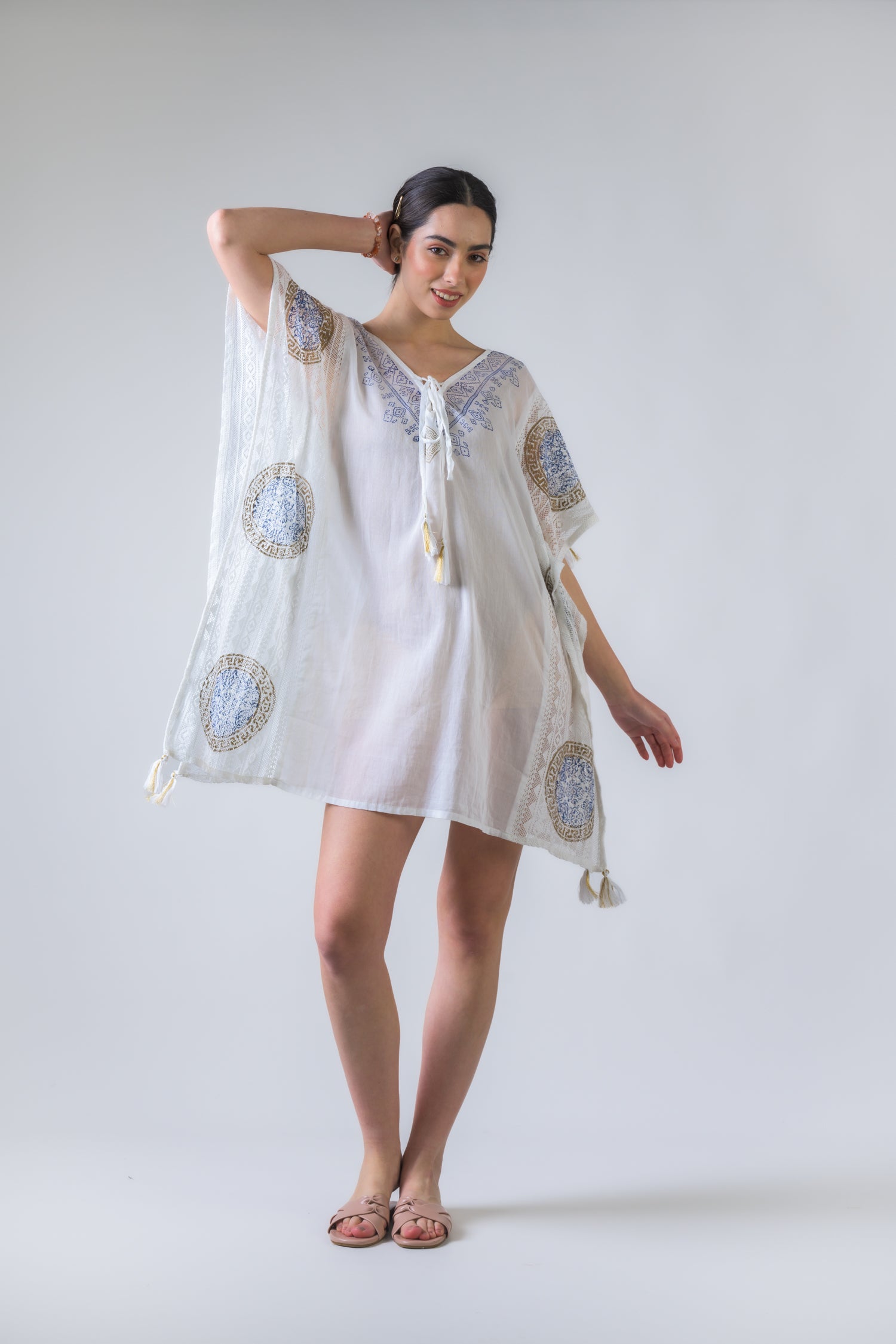 Rhea Open Side Pattern Print Short Kaftan White / One Size