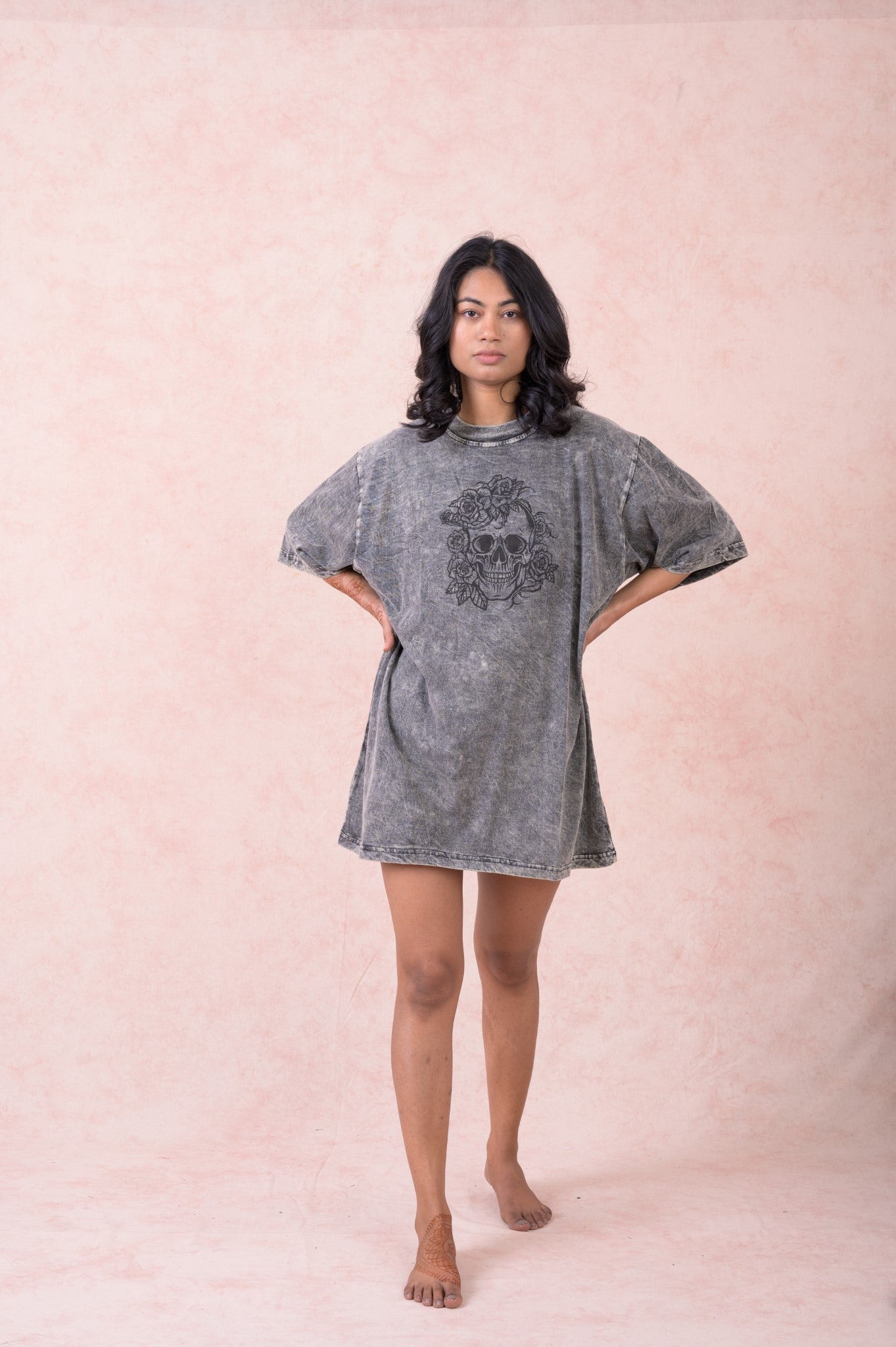 Rhea Skull & Blooms T-Shirt Black / Small