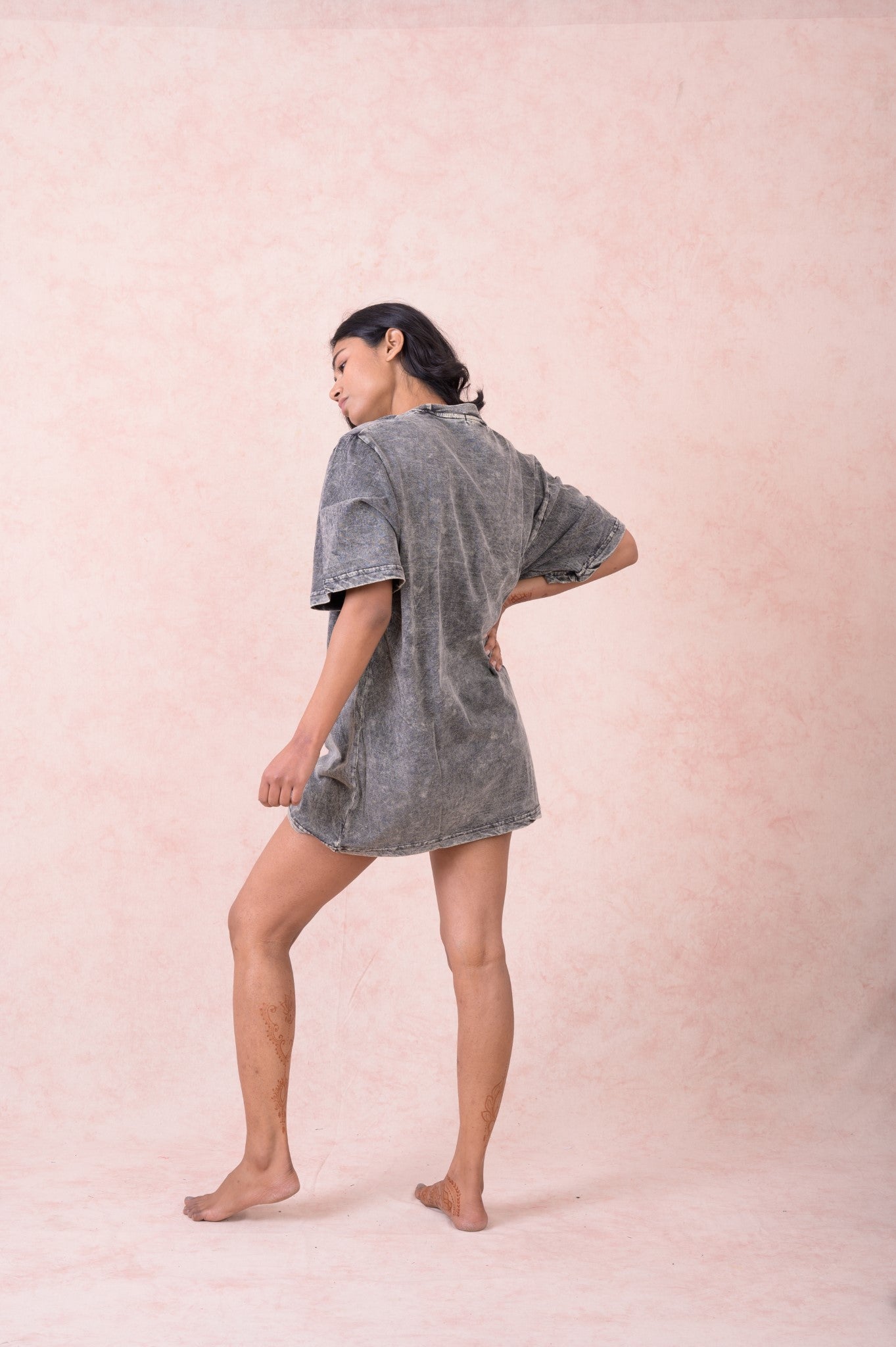 Rhea Skull & Blooms T-Shirt Black / Small