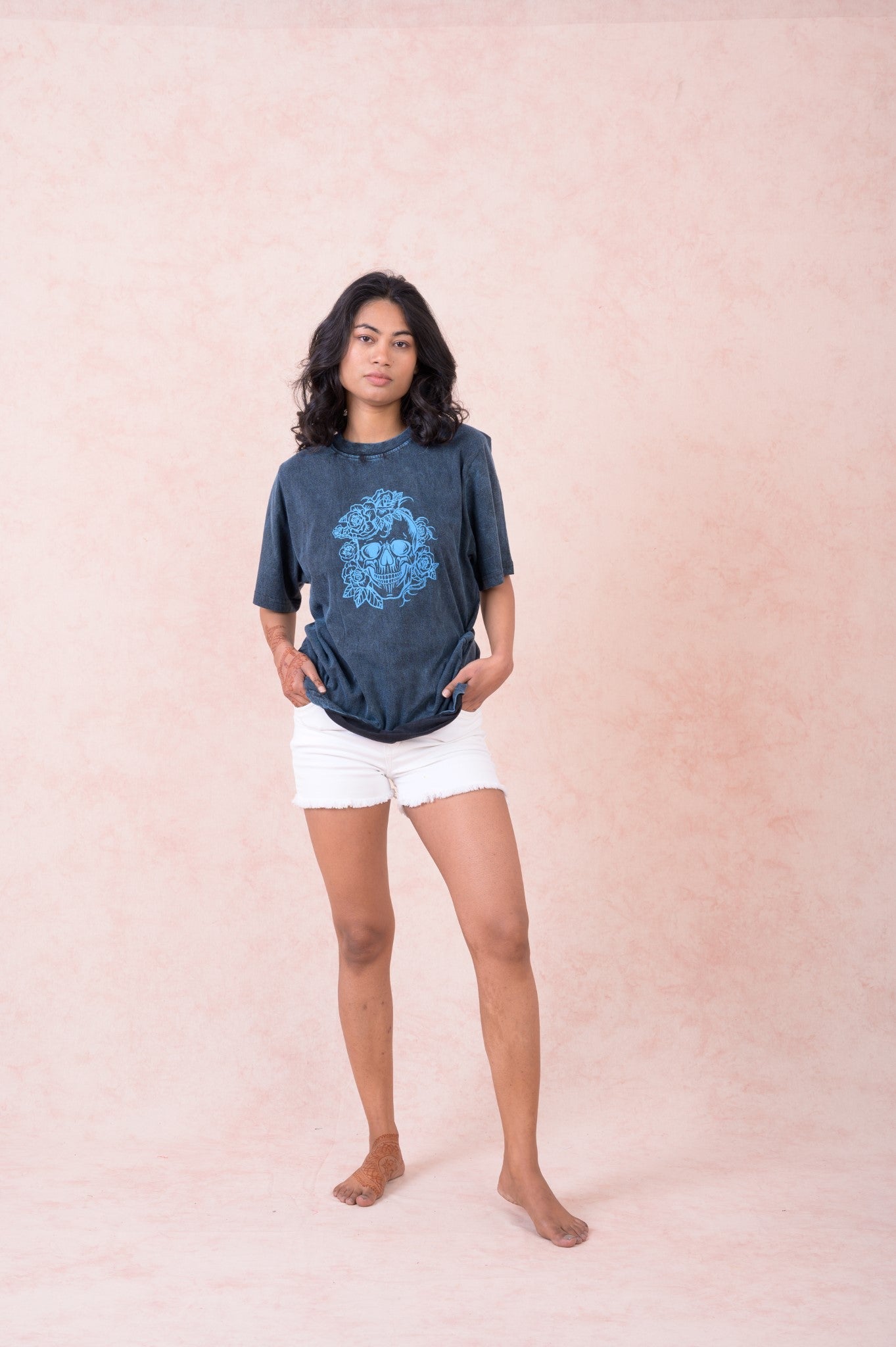 Rhea Skull & Blooms T-Shirt Black / Small