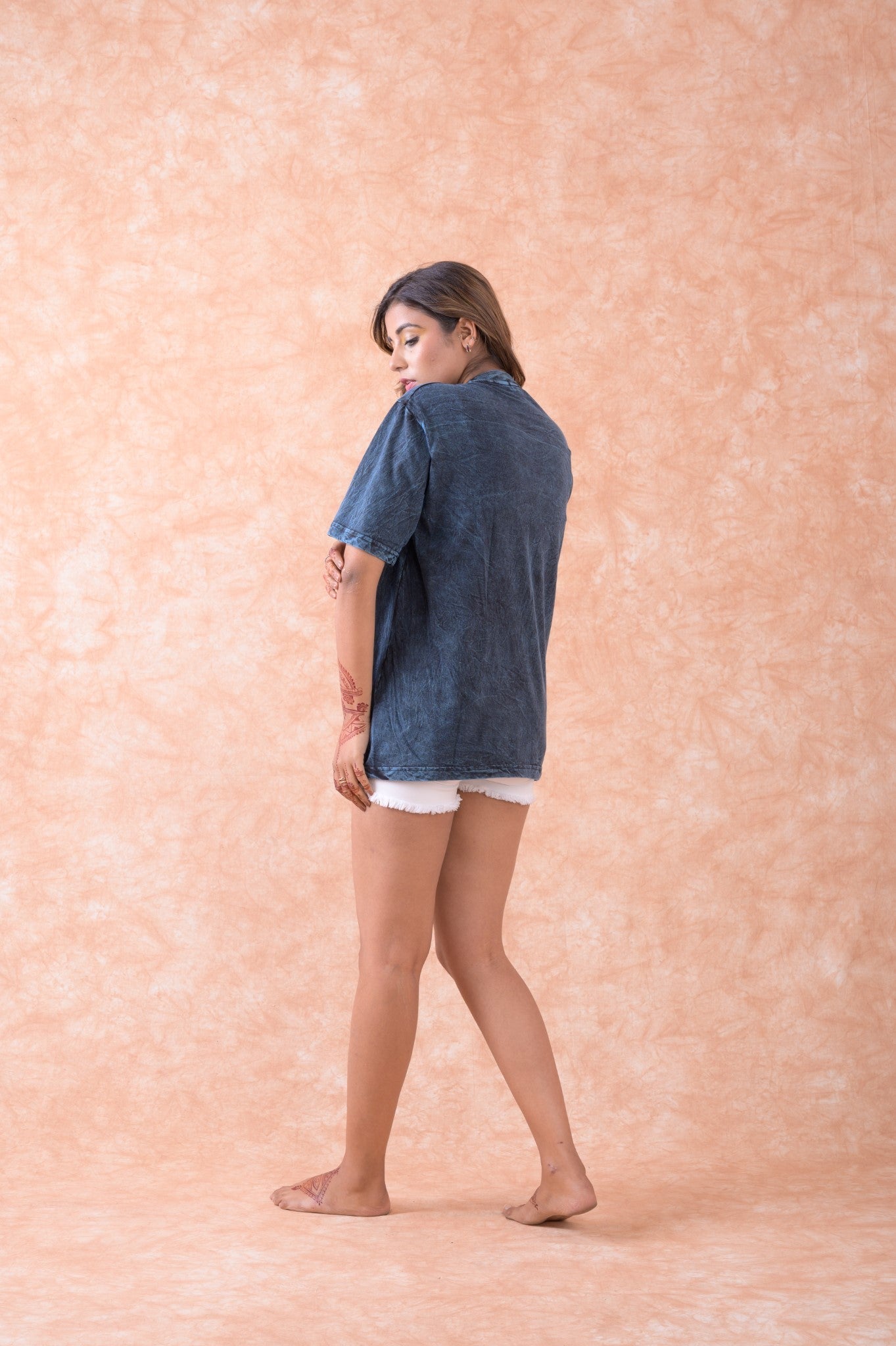 Rhea Bohdi Tree with Elephant T-Shirt Black / Small