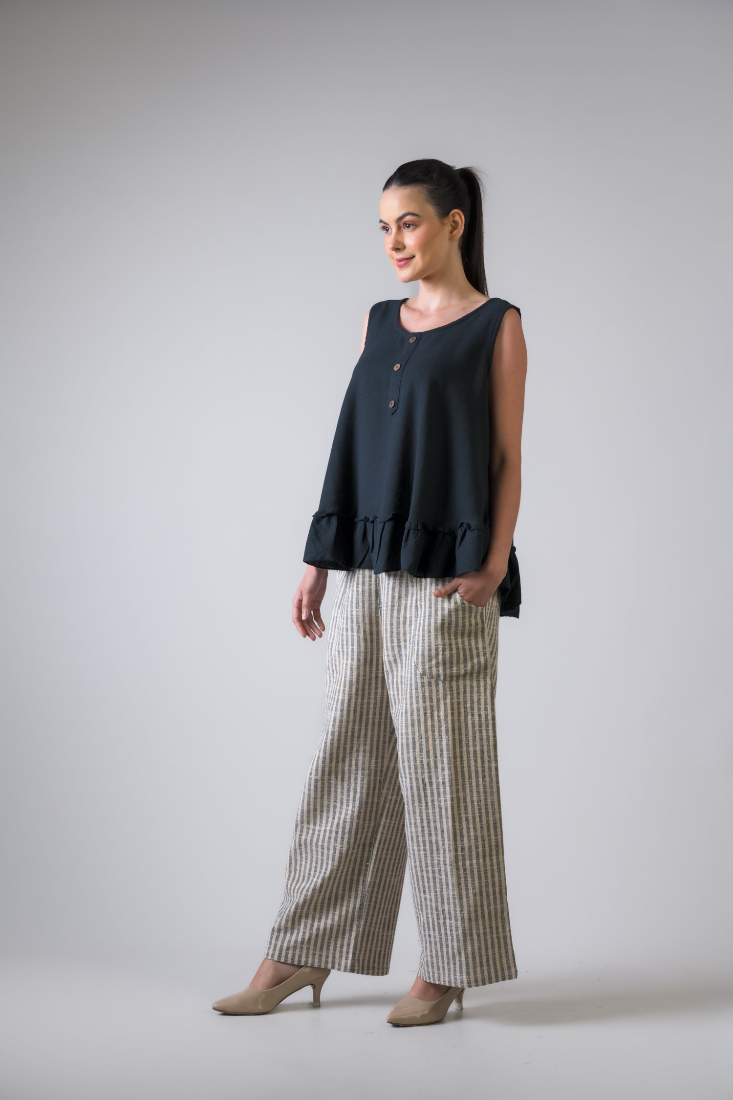 Rhea Buttons Tank Top Black / One Size