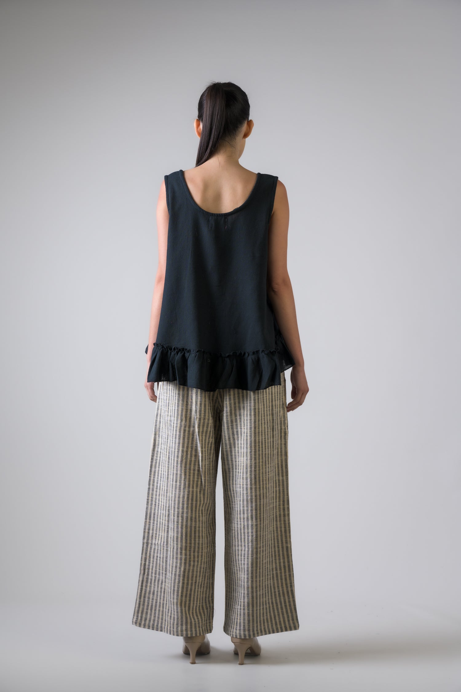 Rhea Buttons Tank Top Black / One Size