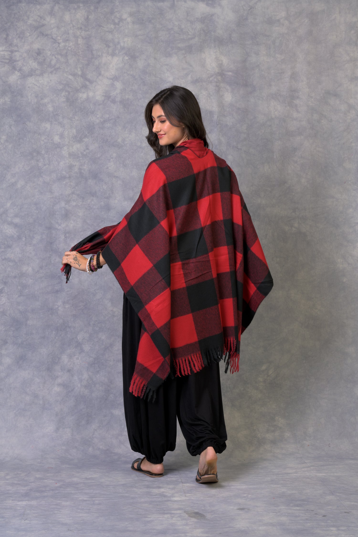 Rhea Prized Poncho