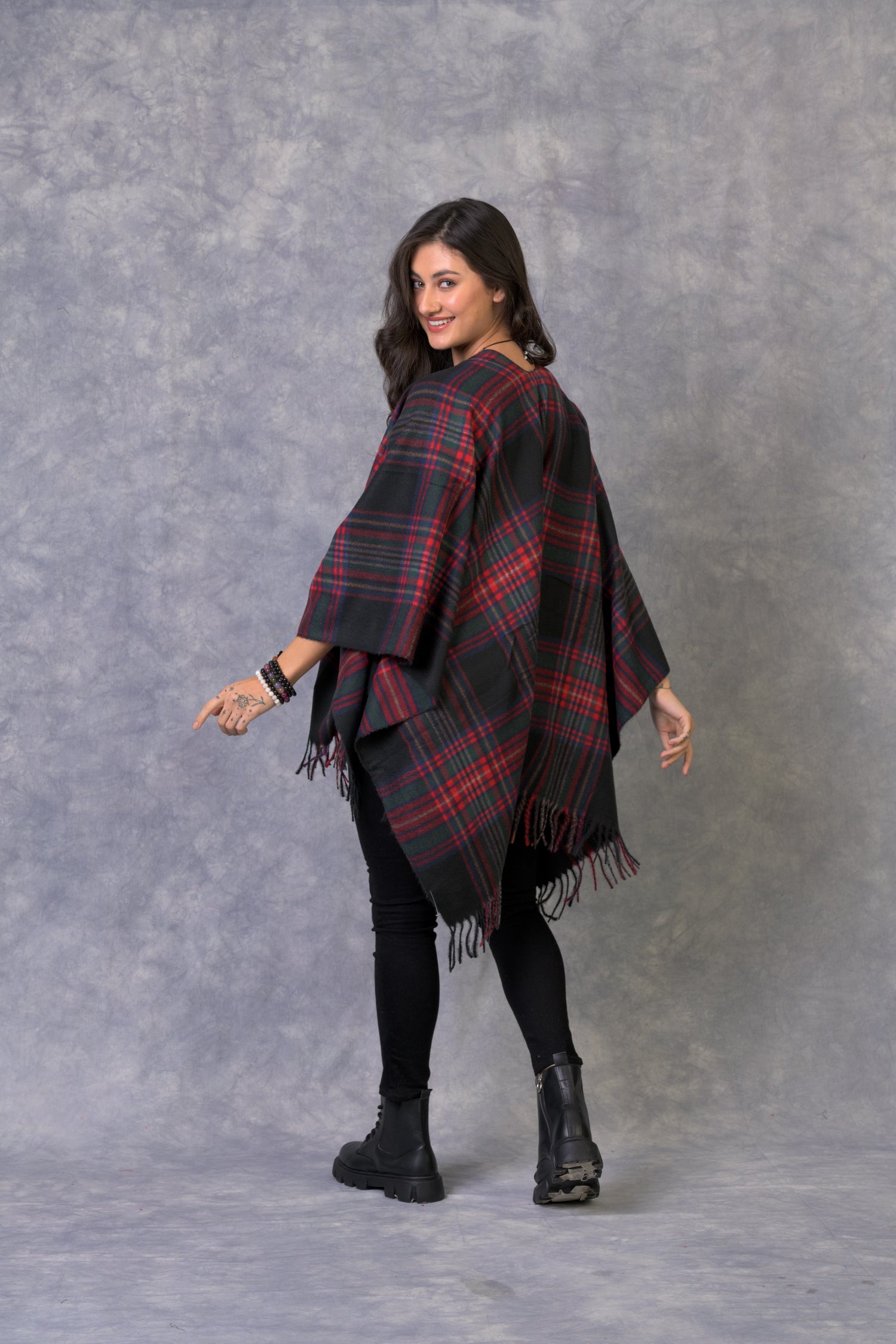 Rhea Jazzy Poncho