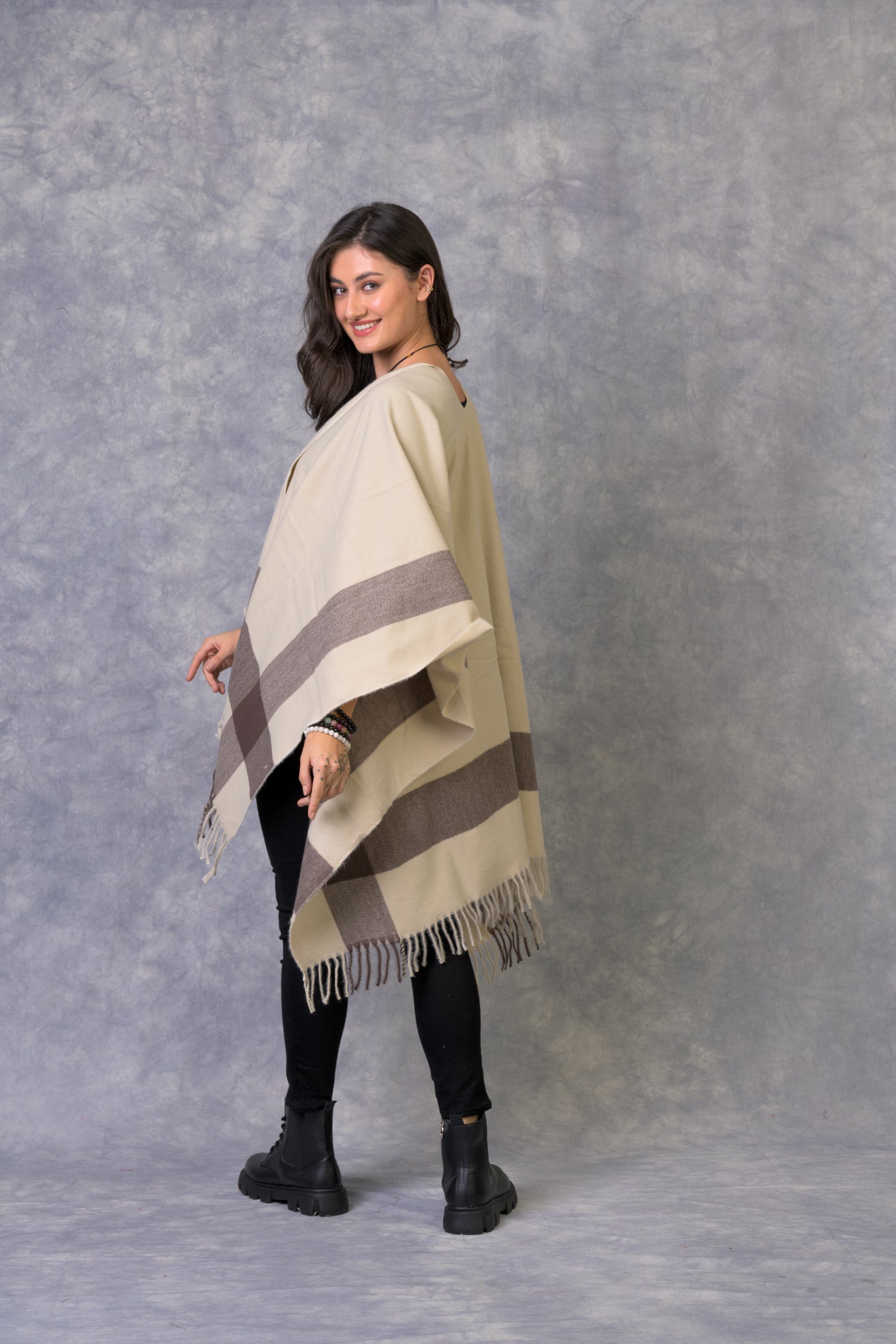 Rhea Latest Poncho