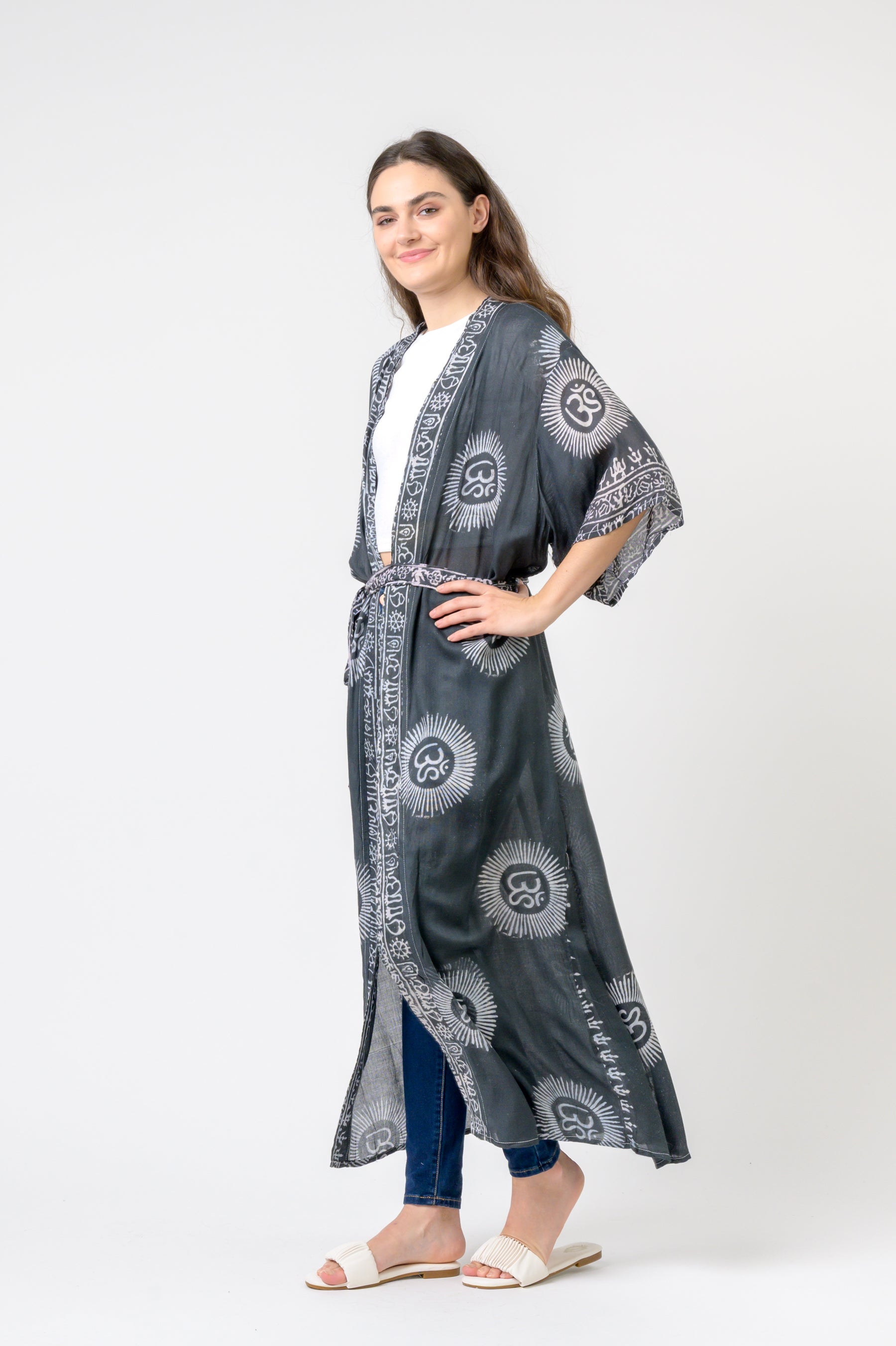 Rhea Short Sleeve Om Kimono