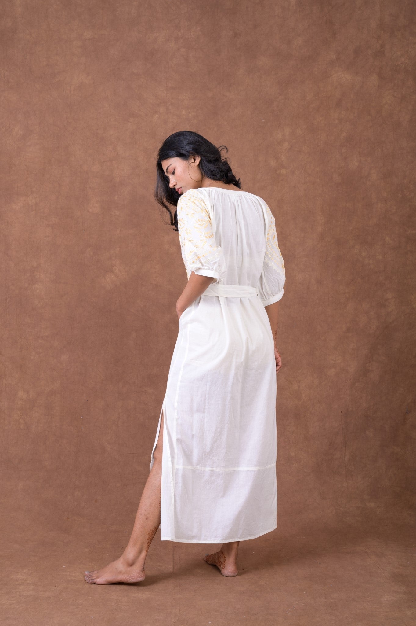 Rhea Embroidered Dress White / Large/XLarge