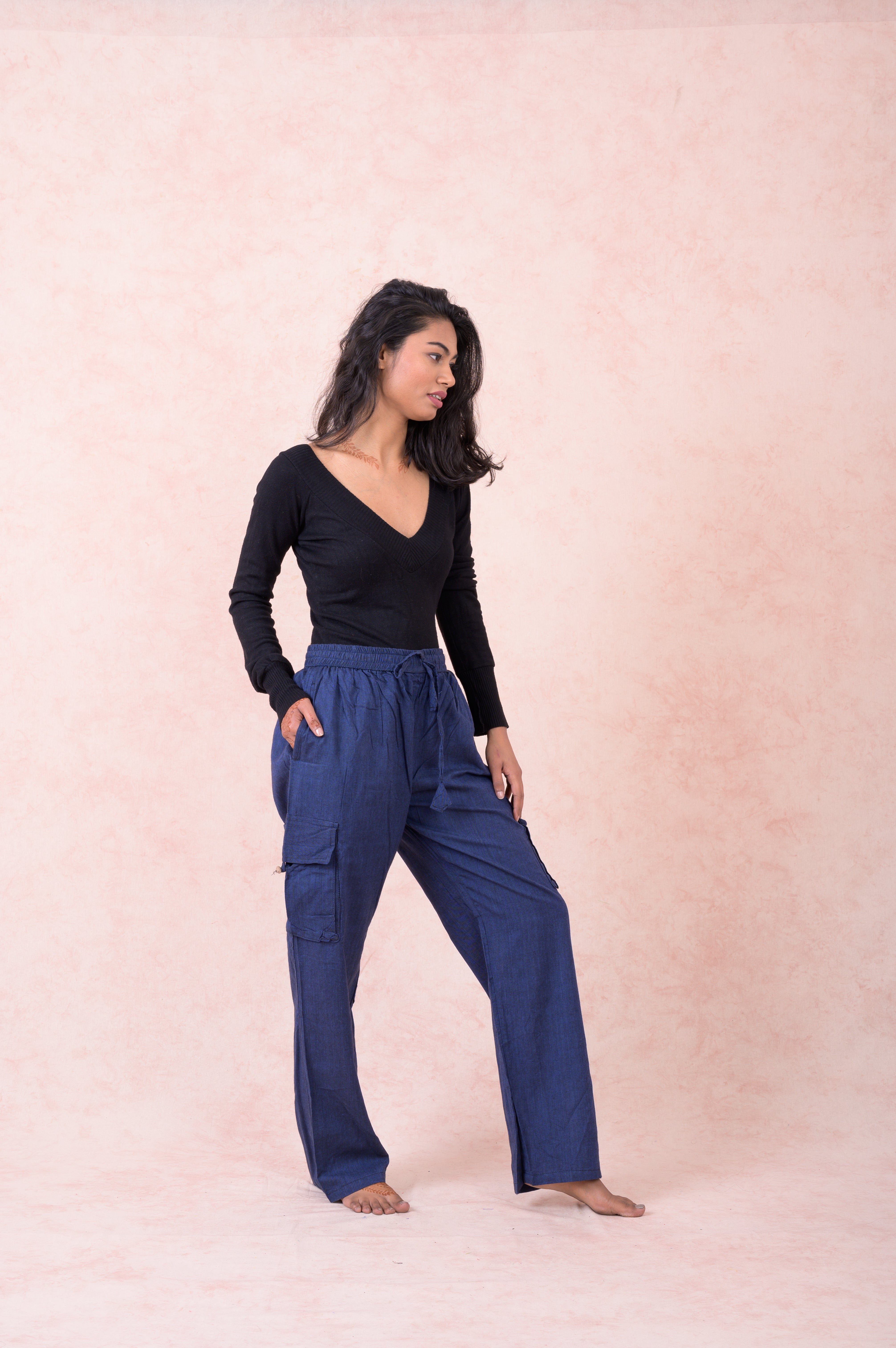 Rhea Solid Cargo Pants Black / Small