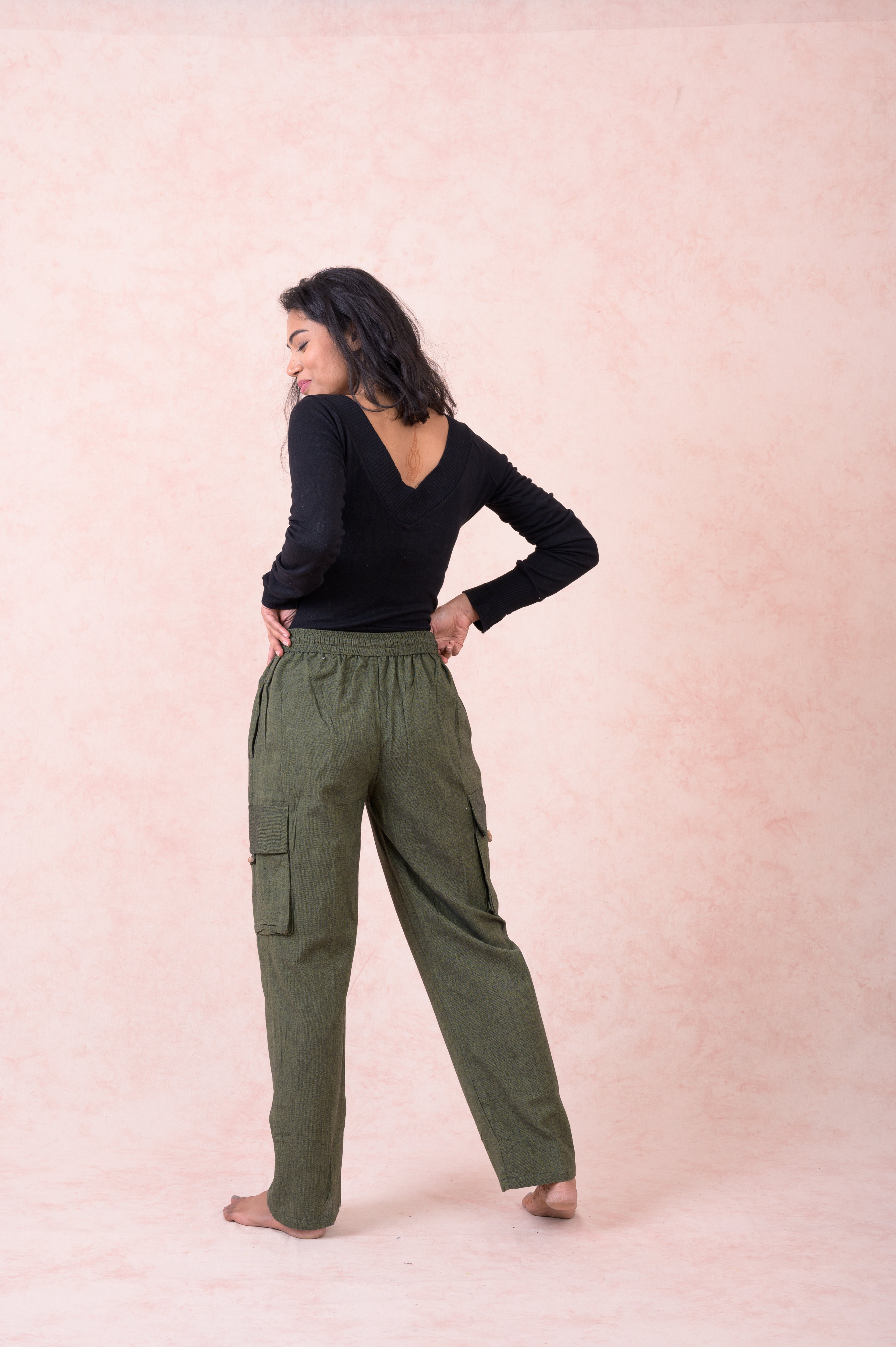 Rhea Solid Cargo Pants Black / Small