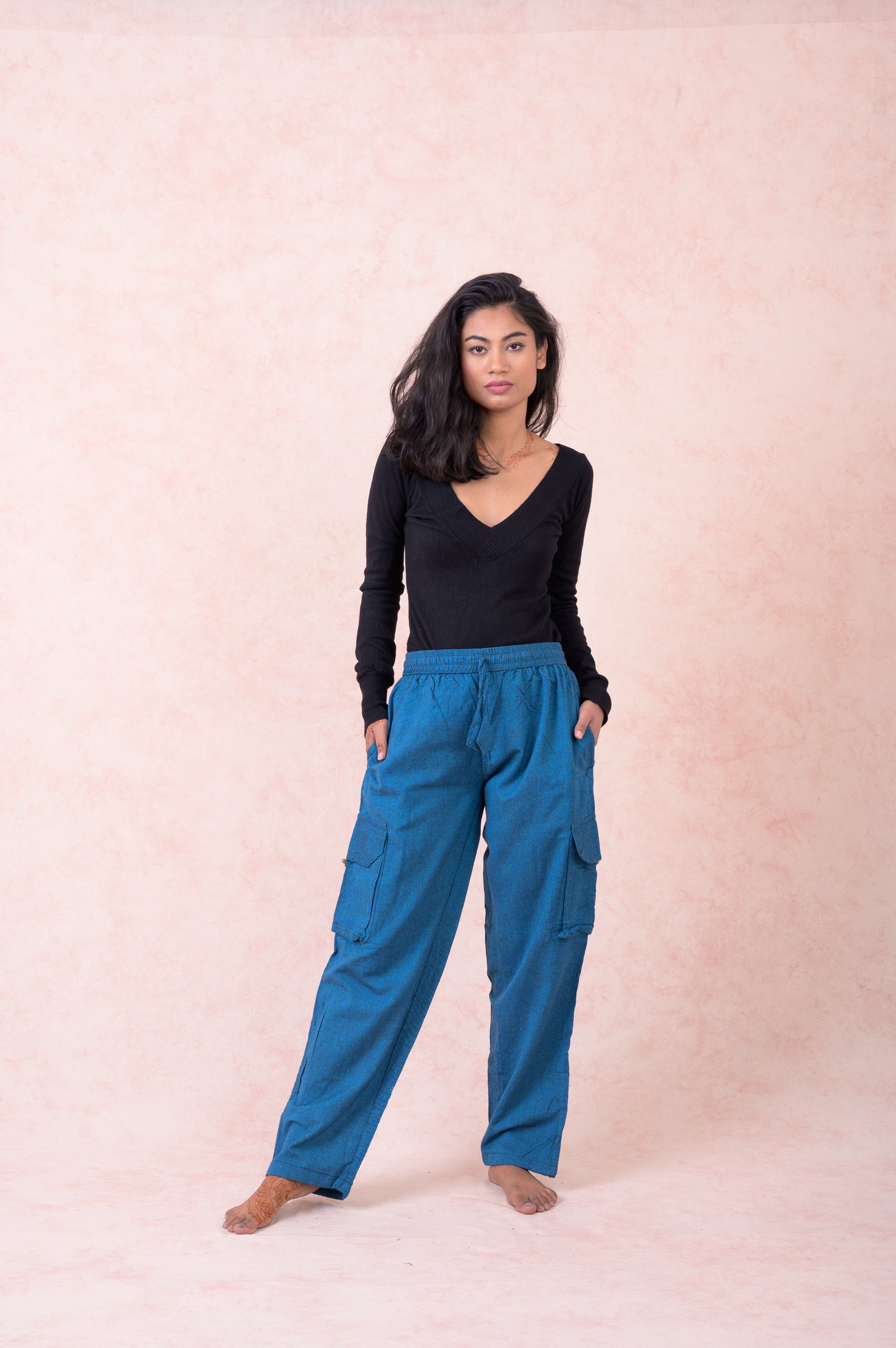 Rhea Solid Cargo Pants Black / Small