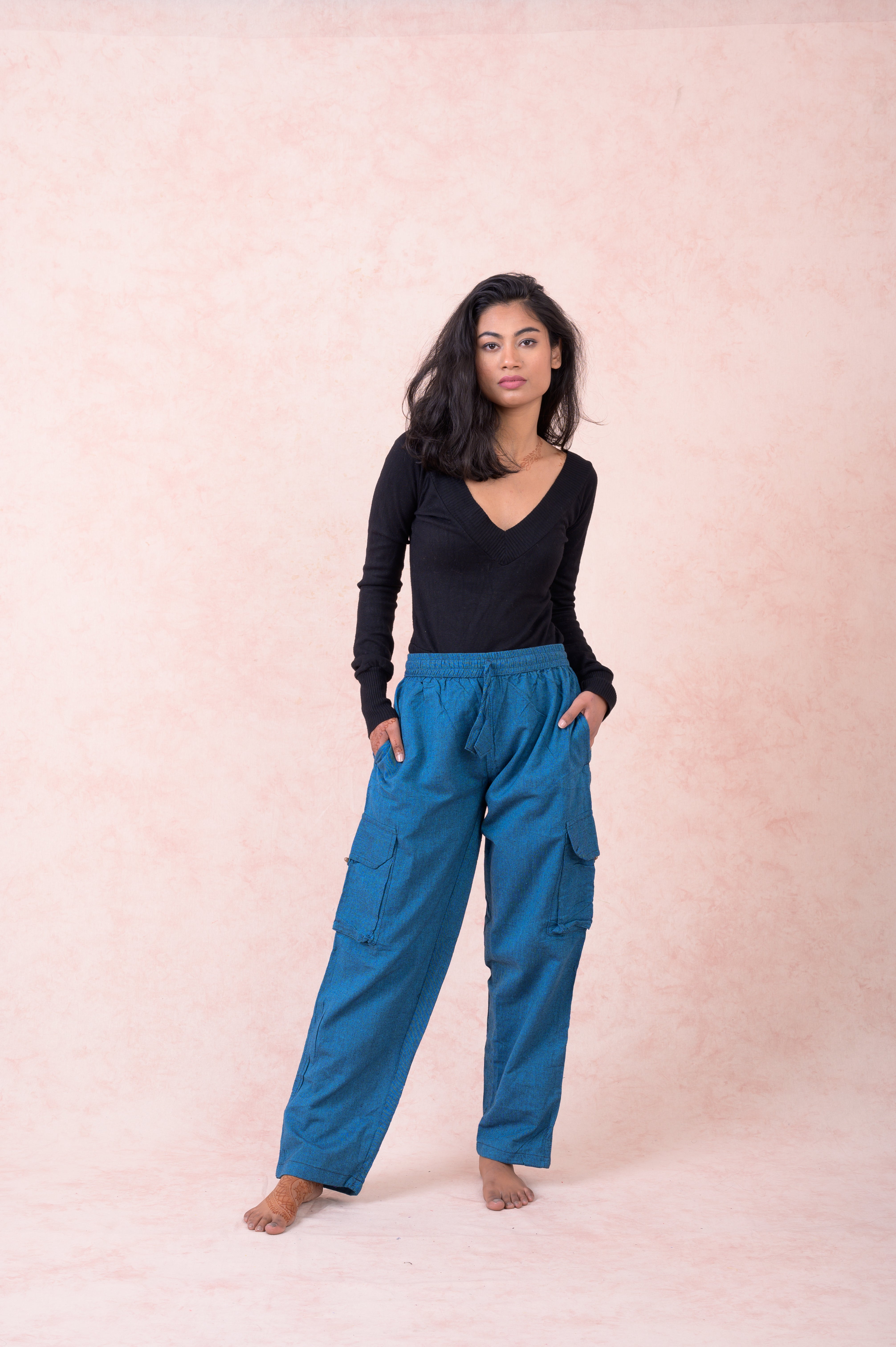 Rhea Solid Cargo Pants Black / Small