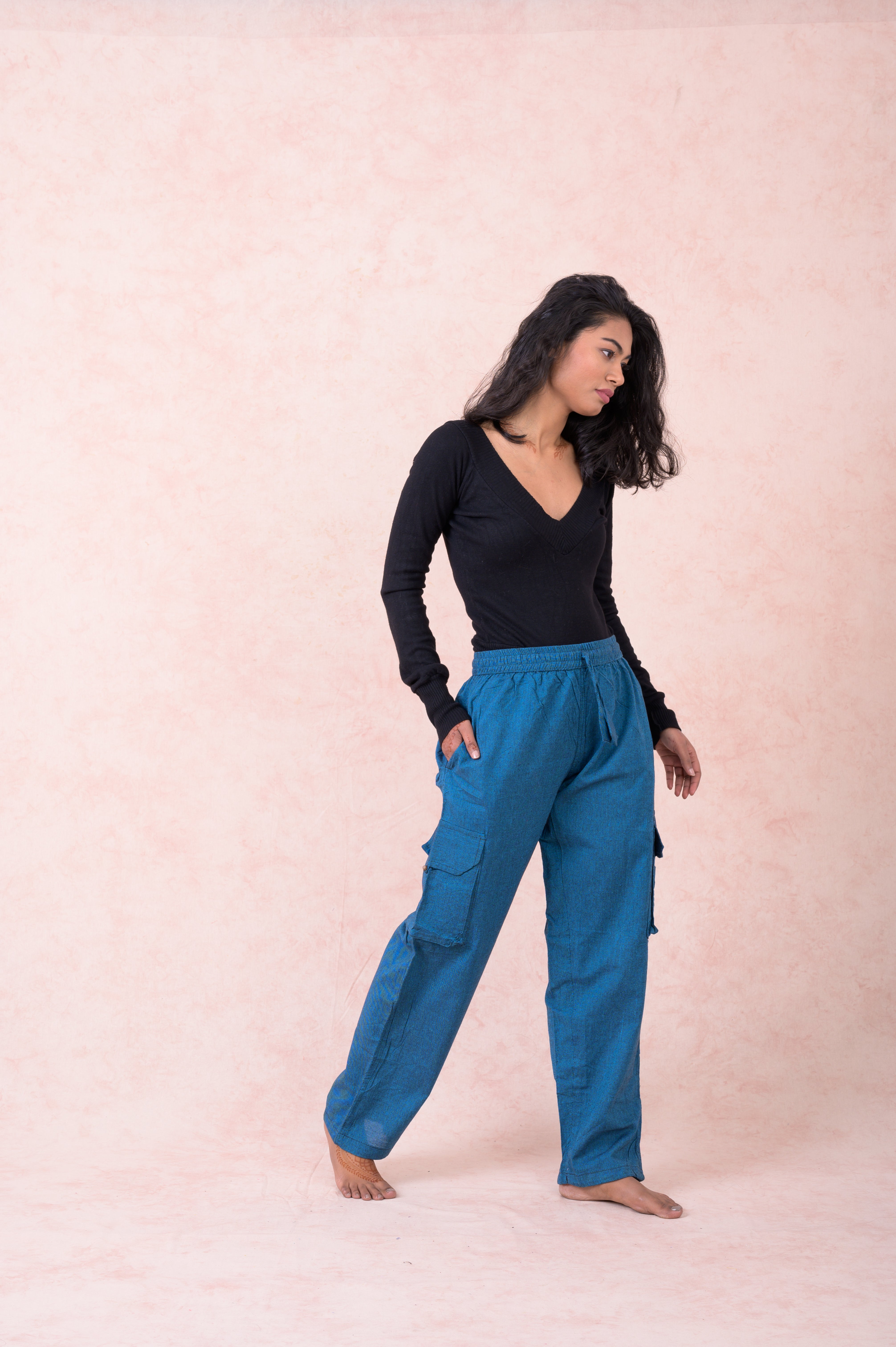 Rhea Solid Cargo Pants Black / Small