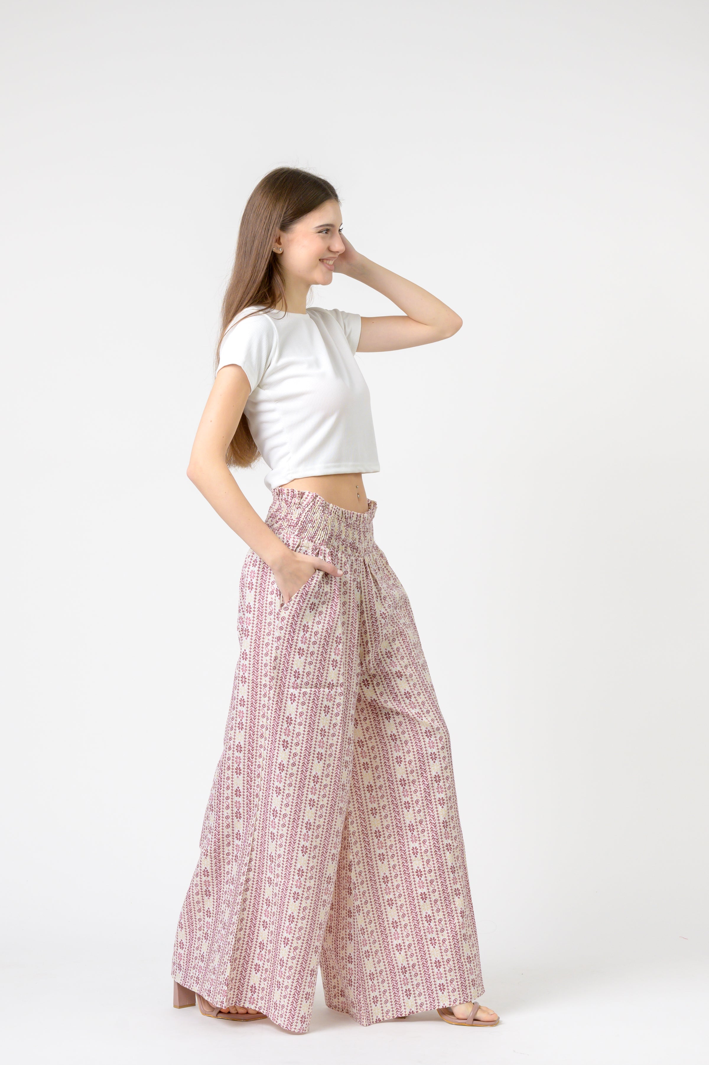 Rhea Flower Print Palmas Pants