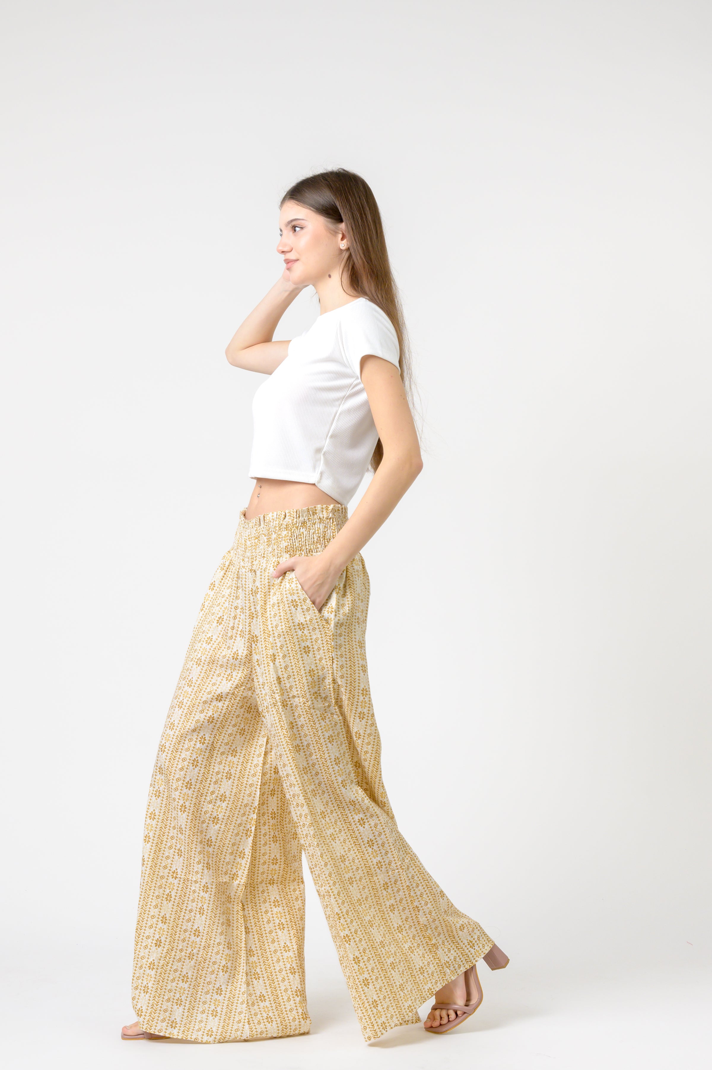 Rhea Flower Print Palmas Pants