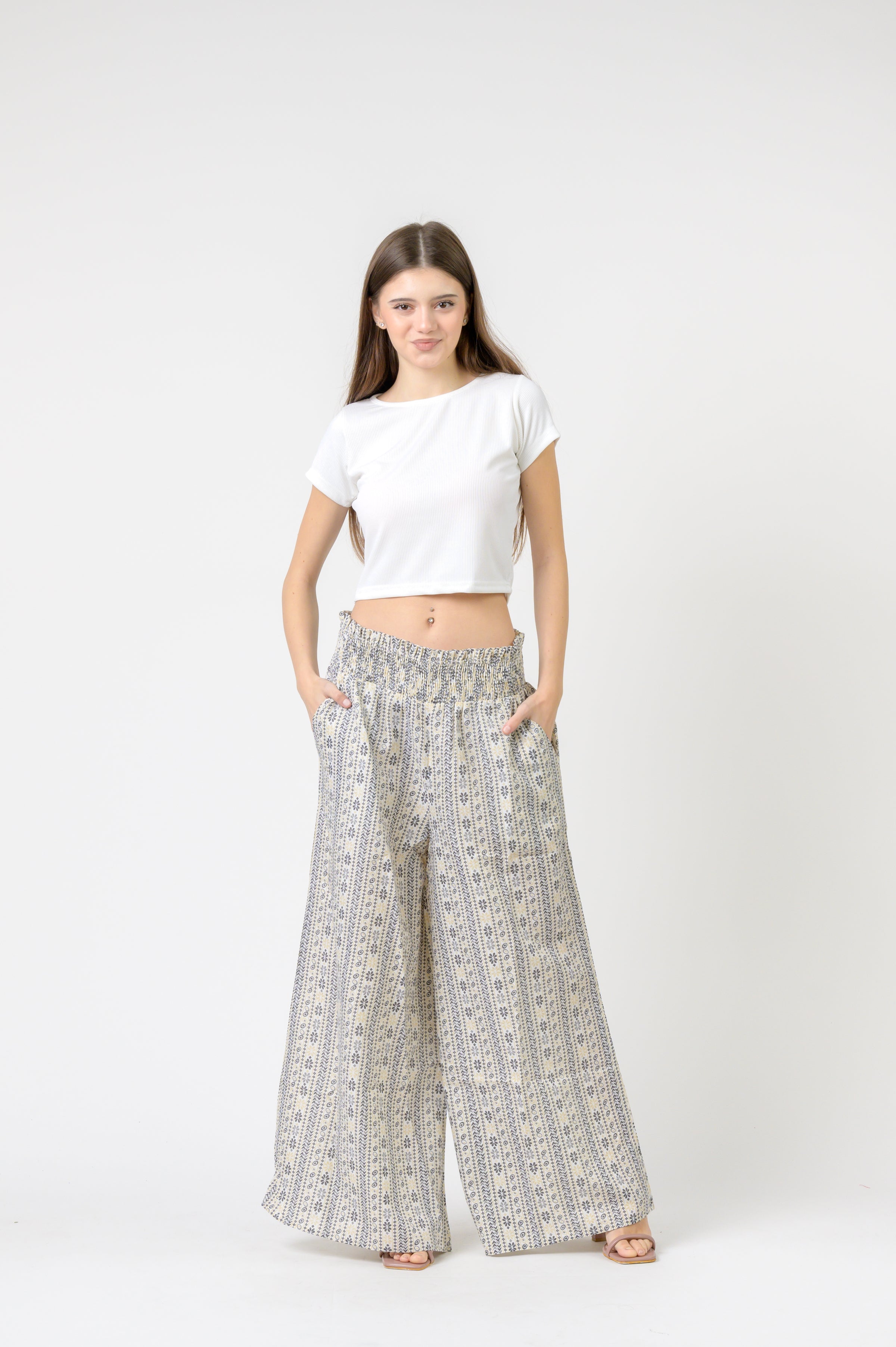 Rhea Flower Print Palmas Pants
