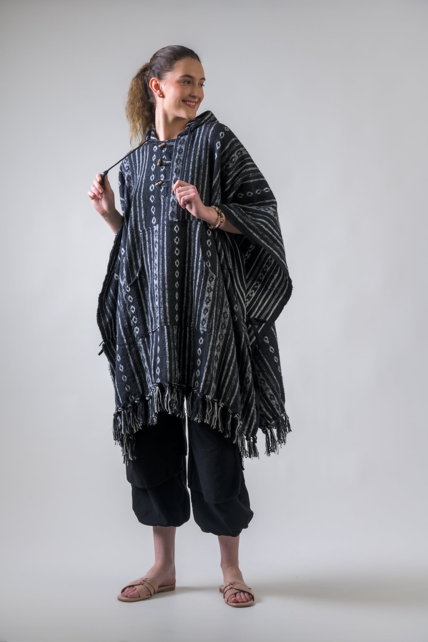 Rhea Pattern Cotton Poncho