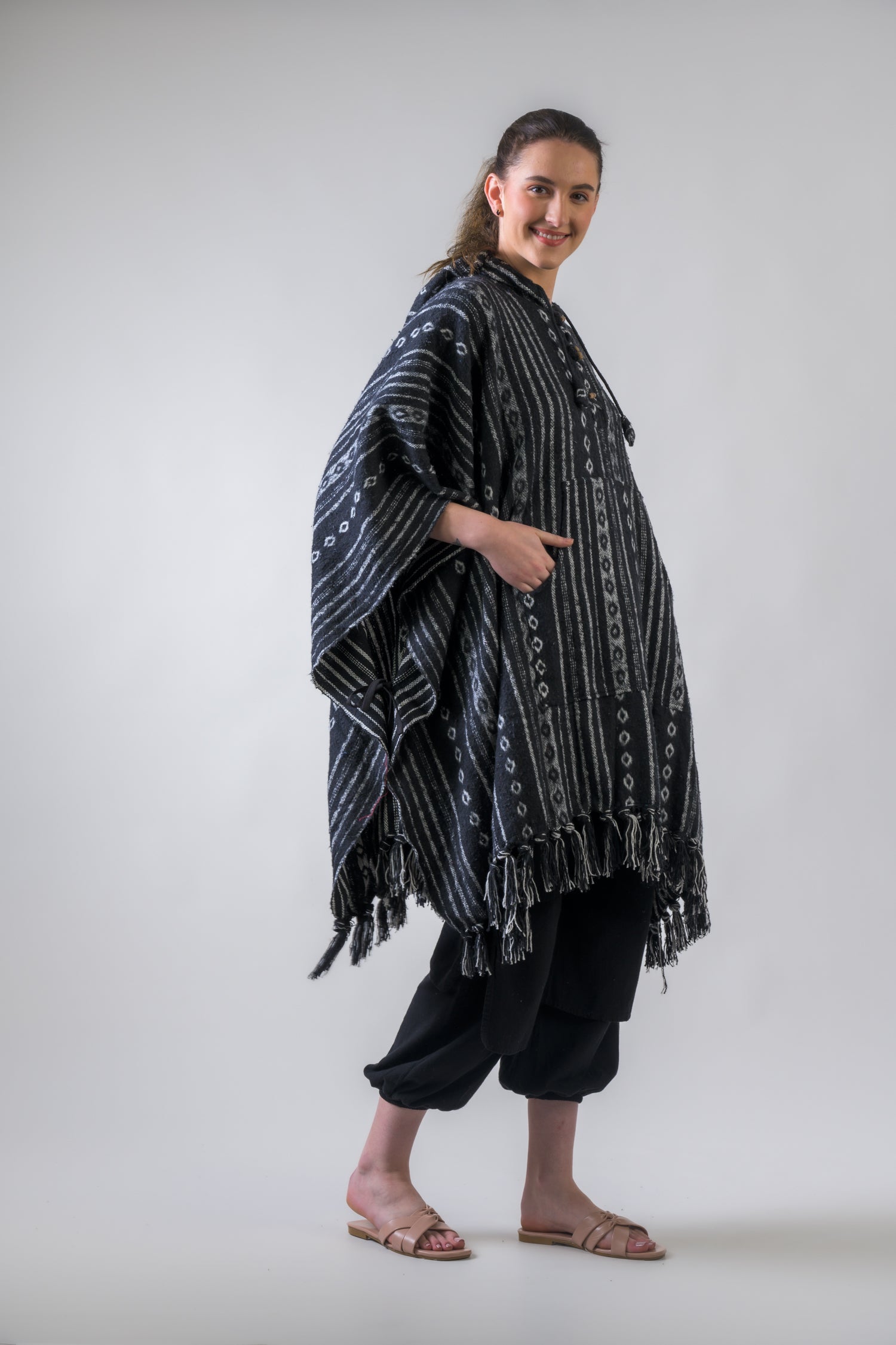 Rhea Pattern Cotton Poncho