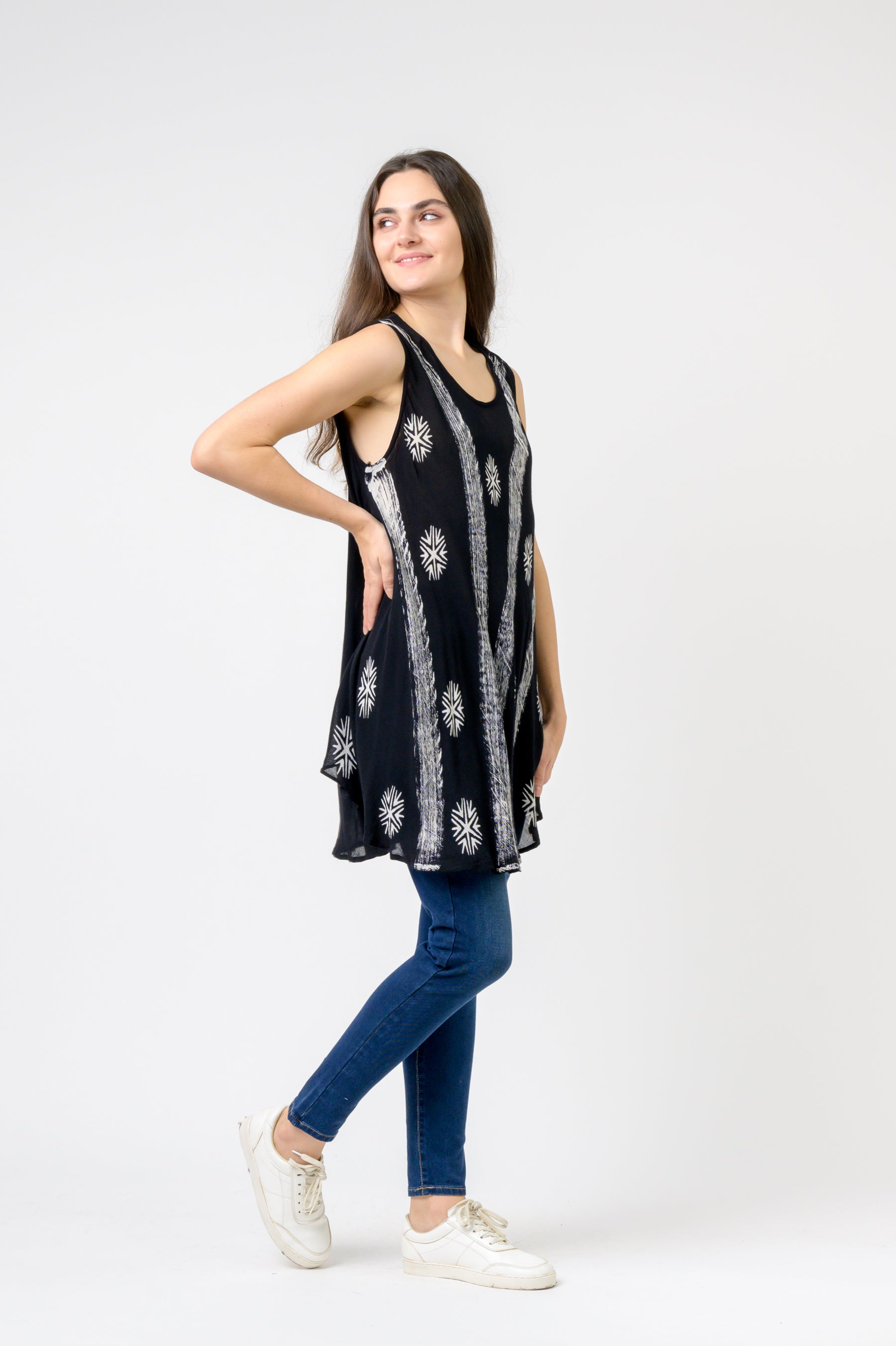 Rhea Balanced Sleeveless Top