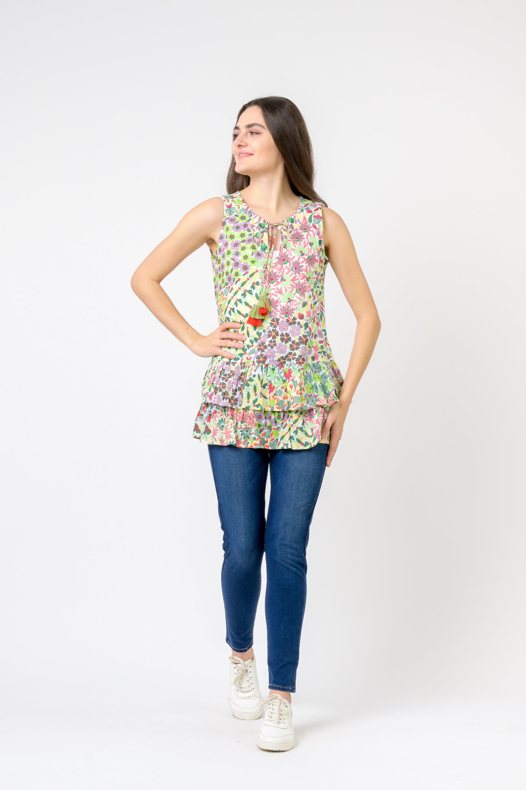 Rhea Garden Spots Top