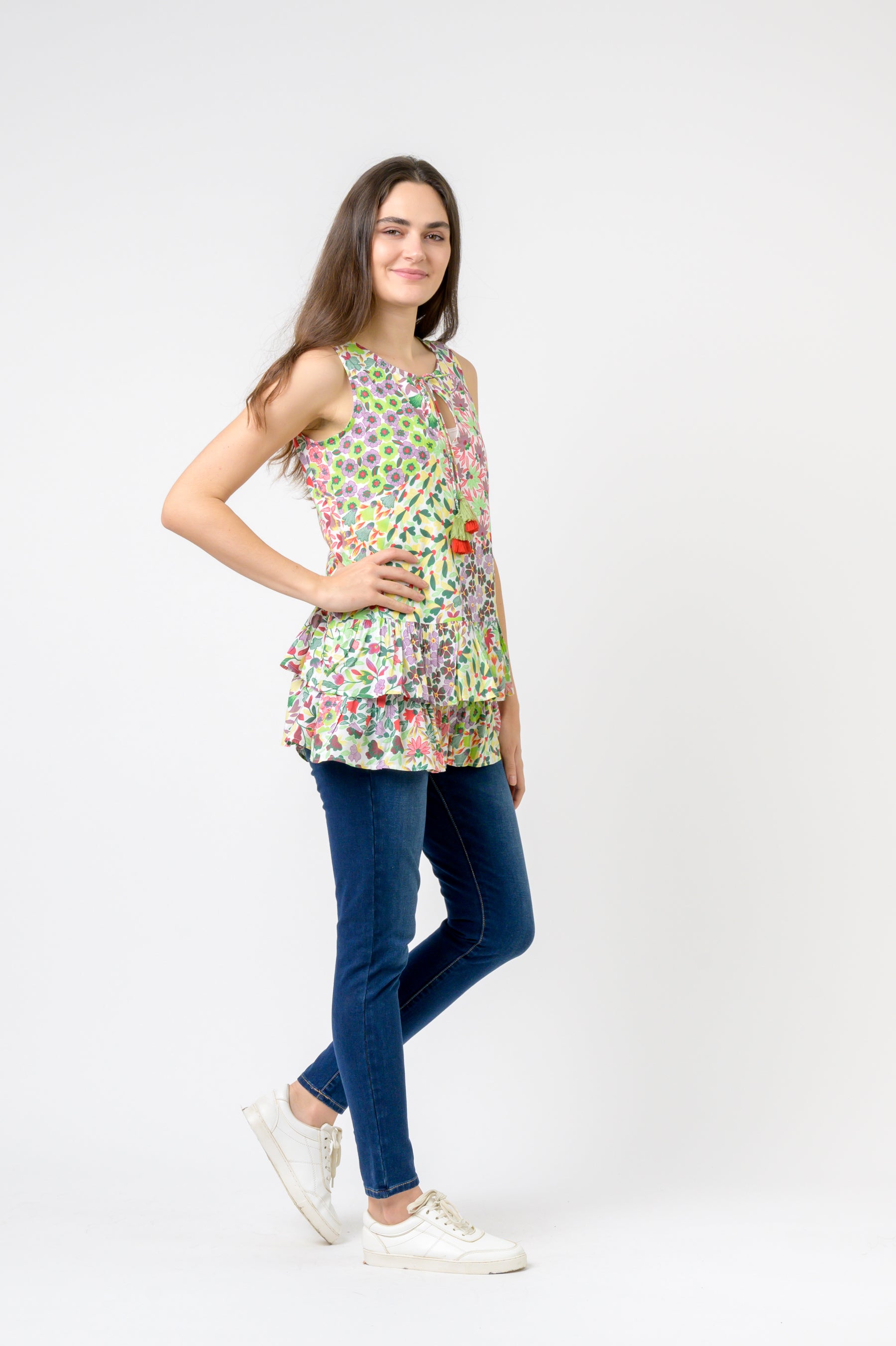 Rhea Garden Spots Top