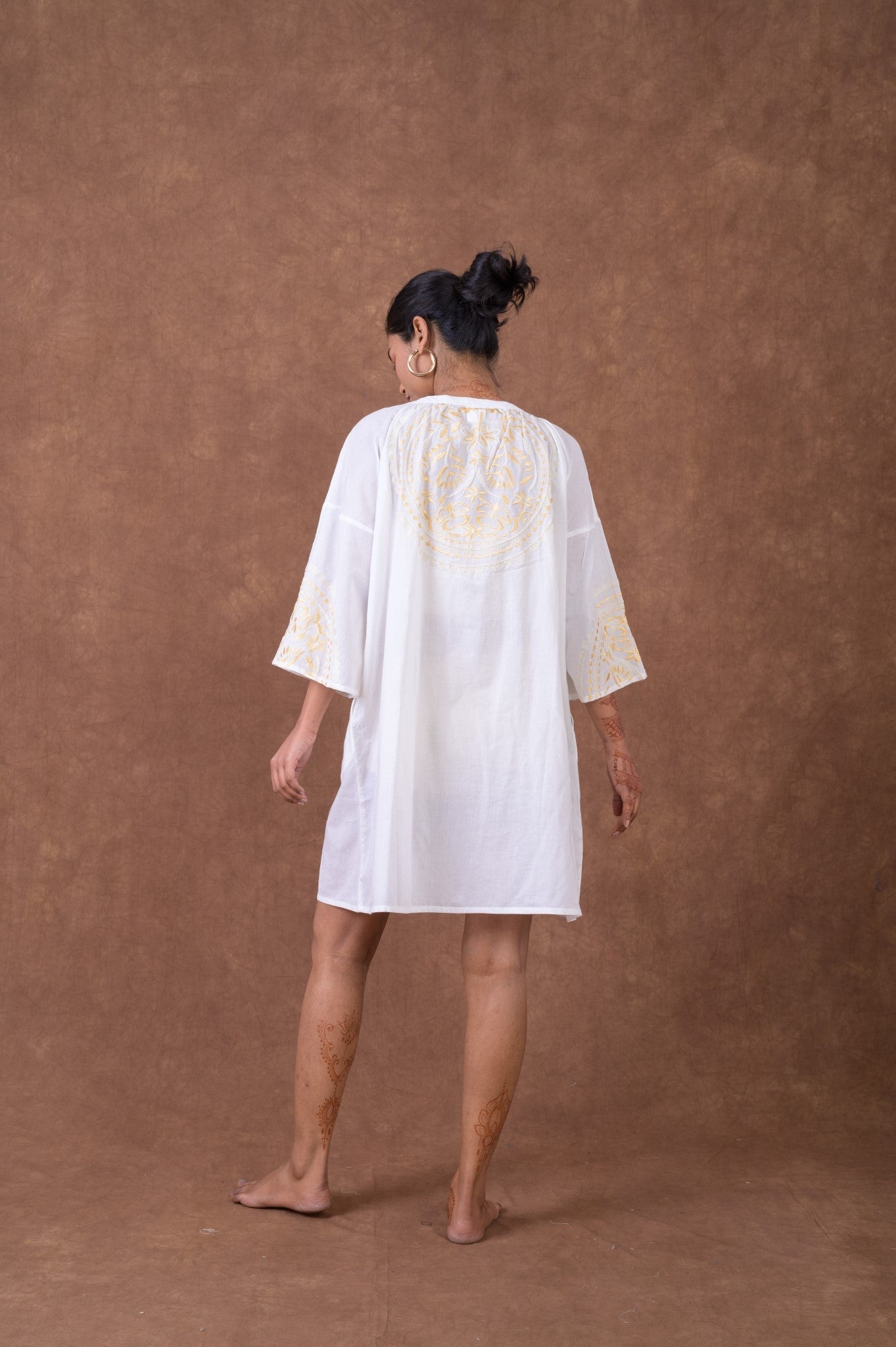 Rhea Embroidered Tunic Top White / S/M