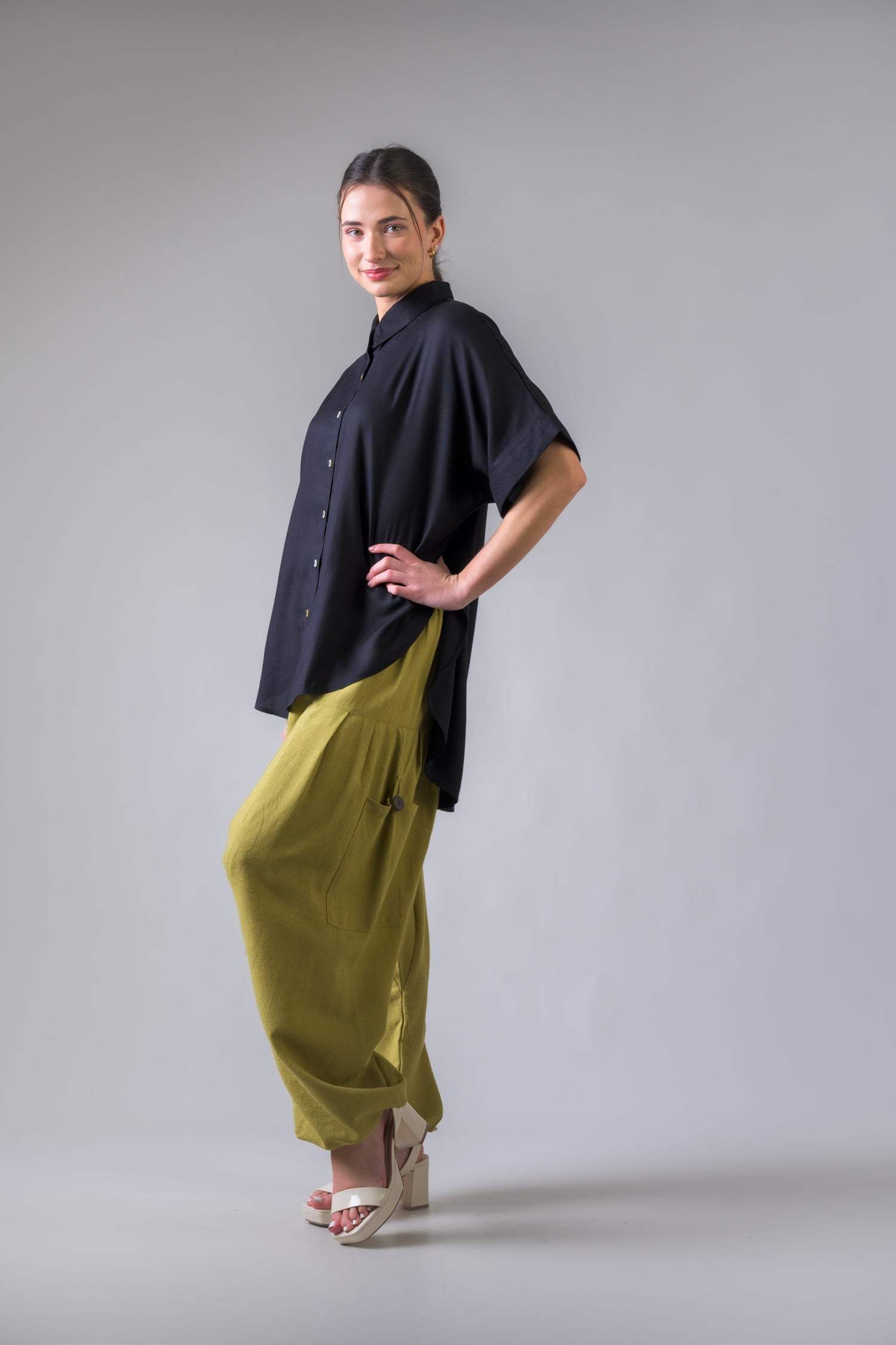 Rhea Mila Shirt Black / L/X