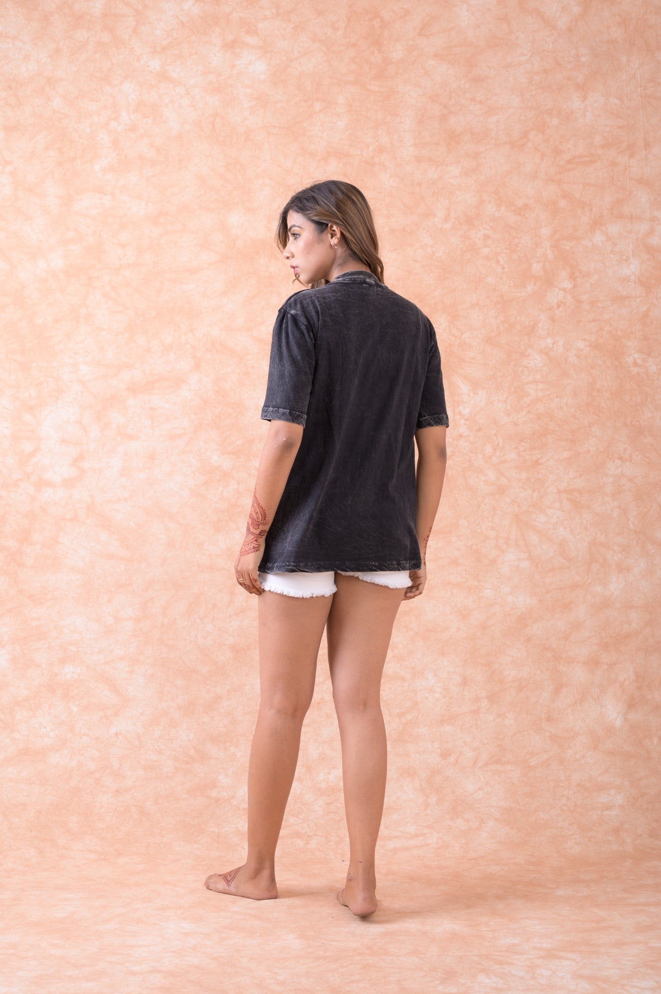 Rhea World Tree T-Shirt Black / Small