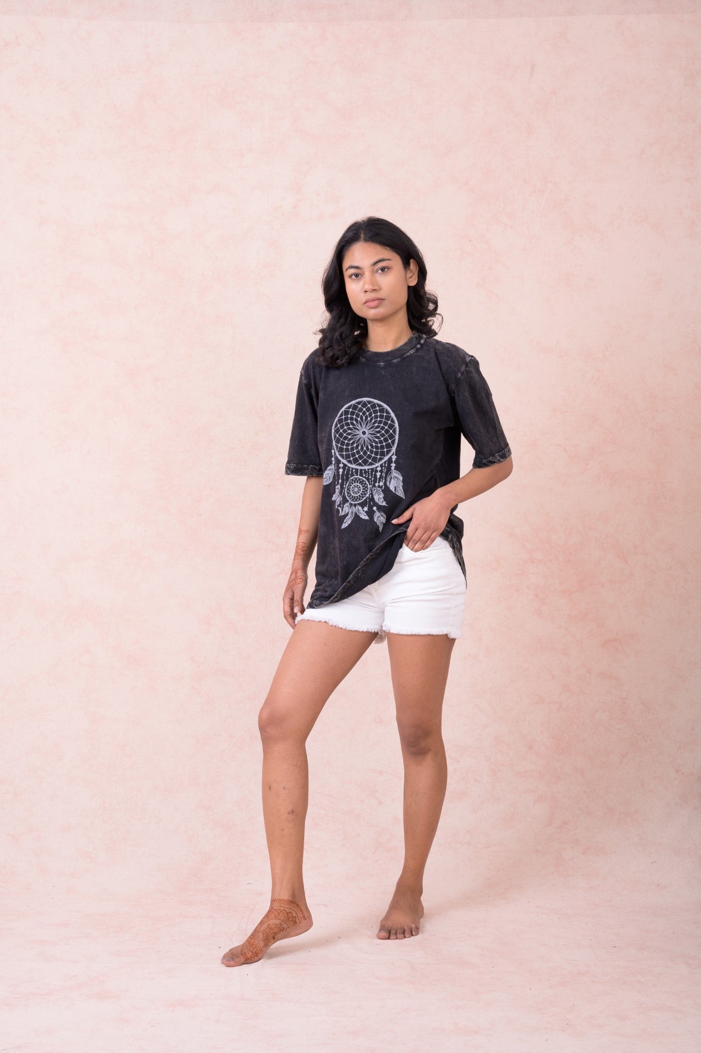 Rhea Dreamcatcher T-Shirt Black / Medium